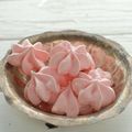 Cooksnap dari chandra agnisa untuk resep Meringue Cookies (permen putih telur) alias Schumpjes