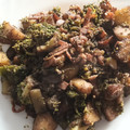 El cooksnap de Miguel cuando hizo Wok de brócoli, manzana, bacon y nueces caramelizadas al curry.
