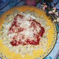 Cooksnap από Στέλλα στη συνταγή Φιογκάκια με σάλτσα κόκκινη