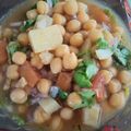 Mariam Azeem (Umme Sarim)'s cooksnap of when they made Kathiyawari Choley.