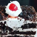 Rakhi का कुकस्नैप जब उन्होंने बॉर्नबोन बिस्कुट पेस्ट्री (bourbon biscuit pastry recipe in Hindi) बनाया था।