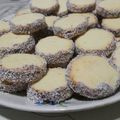 El cooksnap de ivananatasha30 cuando hizo Alfajores de maizena.