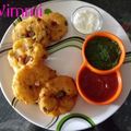 Vimmi Bhatia's cooksnap of when they made Medu vada.