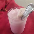 Pina Mandaliya का कुकस्नैप जब उन्होंने रूह अफ़जा मिल्क शेक बनाया था।