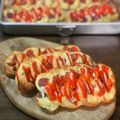 Cooksnap Dapur Yusfarisyia semasa beliau membuat Roti sosej simple.