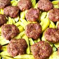 Cooksnap από Απόστολος Αθανασιάδης (LakySatan) στη συνταγή Μπιφτέκια αφράτα με λεμονάτες πατάτες στο φούρνο