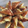 صورة من أكلاتي الشهية😋، شاركها بعد تجربة وصفة مثلثات البف باستري