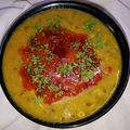Dipika Bhalla का कुकस्नैप जब उन्होंने राजस्थानी पंचमेल दाल (rajasthani panchmel dal recipe in Hindi) बनाया था।