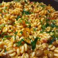 Cooksnap-ul lui Licurici Bucatarici(Fedorca Laura) atunci când a preparat Sos de roșii cu măsline și pancetta (pt paste).