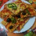 صورة من My kitchen، شاركها بعد تجربة وصفة بيتزا مربعات