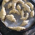 El cooksnap de Mariana Gabriela Querchi cuando hizo Vigilantes y medialunas de levadura, saborizados con naranja.