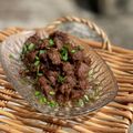 Cooksnap MinSha semasa beliau membuat Sate Daging Goreng.