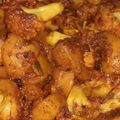  Chef Richa pathak. का कुकस्नैप जब उन्होंने गोभी आलू की सब्जी (Gobhi Aloo ki sabzi recipe in Hindi) बनाया था।