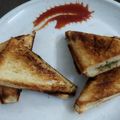 Payal Bhatt's cooksnap of when they made ચીઝ વેજ સેન્ડવીચ(Cheese Veg Sandwich Recipe In Gujarati).