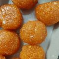 Manu Ghosh का कुकस्नैप जब उन्होंने बूंदी के लड्डू (boondi ke laddu recipe in hindi) बनाया था।