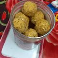  Mrinalini Sinha का कुकस्नैप जब उन्होंने बेसन और गोंद के लड्डू (besan aur gond ke ladoo recipe in Hindi) बनाया था।