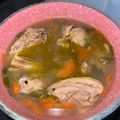 Cooksnap Syakira Izwani semasa beliau membuat Ayam Tomyam Putih.