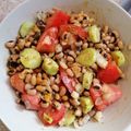 Cooksnap από Κωνσταντίνα Γεώργα στη συνταγή Σαλάτα με μαυρομάτικα φασόλια με λίγες θερμίδες. 😋