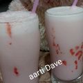 Aarti Dave का कुकस्नैप जब उन्होंने स्ट्रॉबेरी स्मूदी (Strawberry Smoothie recipe in hindi) बनाया था।