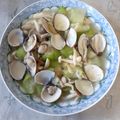 楊恩卿 的 蛤蜊絲瓜菇菇湯(簡單料理) cooksnap