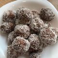 Szabó Ágnes Cooksnap-ja, amikor elkészítette a(z) Cukormentes kókuszgolyó🤤 receptet.