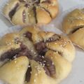 Cooksnap dari Whosy Whoreary untuk resep Roti isian kacang merah
