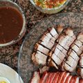 รูป Cooksnap ของ Fon Natchanon เมื่อเขาทำ “น้ำซอสราดข้าวหมูแดง-หมูกรอบ”