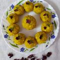 Madhvi Srivastava का कुकस्नैप जब उन्होंने बूंदी के लड्डू (Boondi ke Laddu recipe in Hindi) बनाया था।