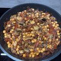 El cooksnap de Lidia D. cuando hizo Wok de berenjena con garbanzos, tomate seco y queso feta.