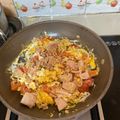 รูป Cooksnap ของ Emon Hannok เมื่อเขาทำ มะเขือเทศผัดไข่ทูน่า โลว์คาร์บ