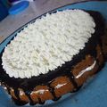 صورة من عاشقة الورد...، شاركها بعد تجربة وصفة كيكة الاناناس العادية ☺😋