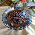Cooksnap shazrina semasa beliau membuat Daging masak hitam.
