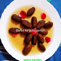 Satya Pandey का कुकस्नैप जब उन्होंने ब्रेड गुलाब जामुन (Bread Gulab Jamun recipe in Hindi) बनाया था।
