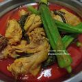 Cooksnap Azizah Mansor semasa beliau membuat Asam Pedas Ayam.