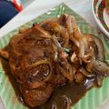 Oscar Hung 的 【影音】酸甜洋蔥豬排 Sweet and Sour Onion Pork Chops cooksnap