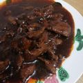 Cooksnap Julia ALeen Aireish semasa beliau membuat Daging Masak Black Pepper.