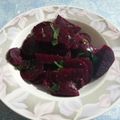 Cooksnap από dcroula στη συνταγή Κοκκινογούλια (παντζάρια) σαλάτα κλασικά ❤️
