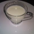 Durga Soni का कुकस्नैप जब उन्होंने बादाम हनी मिल्क शेक(badam honey milkshake recipe in hindi) बनाया था।