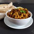 Payal Bhatt's cooksnap of when they made મગને મઠનું શાક(mag and math saak recipe in Gujarati).