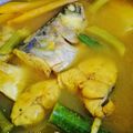 Cooksnap Norashikin Rahmat semasa beliau membuat Asam rebus cili api kerisi.