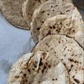 Kiran Chotaliya's cooksnap of when they made જુવાર નો રોટલો (Jowar Rotlo Recipe In Gujarati).