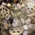 湯小舒 的 蓮藕蓮子菱角排骨湯 cooksnap