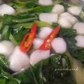 Cooksnap Ziana Chesaad semasa beliau membuat Sup Sawi Manis Bebola Ikan.