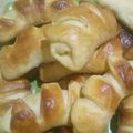 Cooksnap dari Purwati Purwati untuk resep Roti Manis Konde Pandan,gurih - Pandan Roll bun with poppy seed 