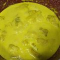 Cooksnap Nurulhuda Shaikh Ibrahim semasa beliau membuat Ayam Masak Lemak Cili Api.