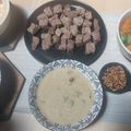 Cooksnap dari yuce yuanita untuk resep Steak Cube Saikoro Wagyu dengan Saus Keju