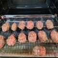 Cooksnap από Δέσποινα Καρπούζα στη συνταγή Μπιφτέκια φούρνου λεμονάτα ζουμερά