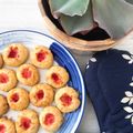 Cooksnap dari Warungbudidi untuk resep Strawberry Cheese Thumbprint Cookies #bikinRamadhanBerkesan #Rab