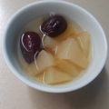 Cooksnap của nathalie hee khi họ làm theo món Lê hấp đường phèn táo đỏ