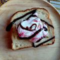 Cooksnap RH Kitchens semasa beliau membuat Sandwich Aiskrim.